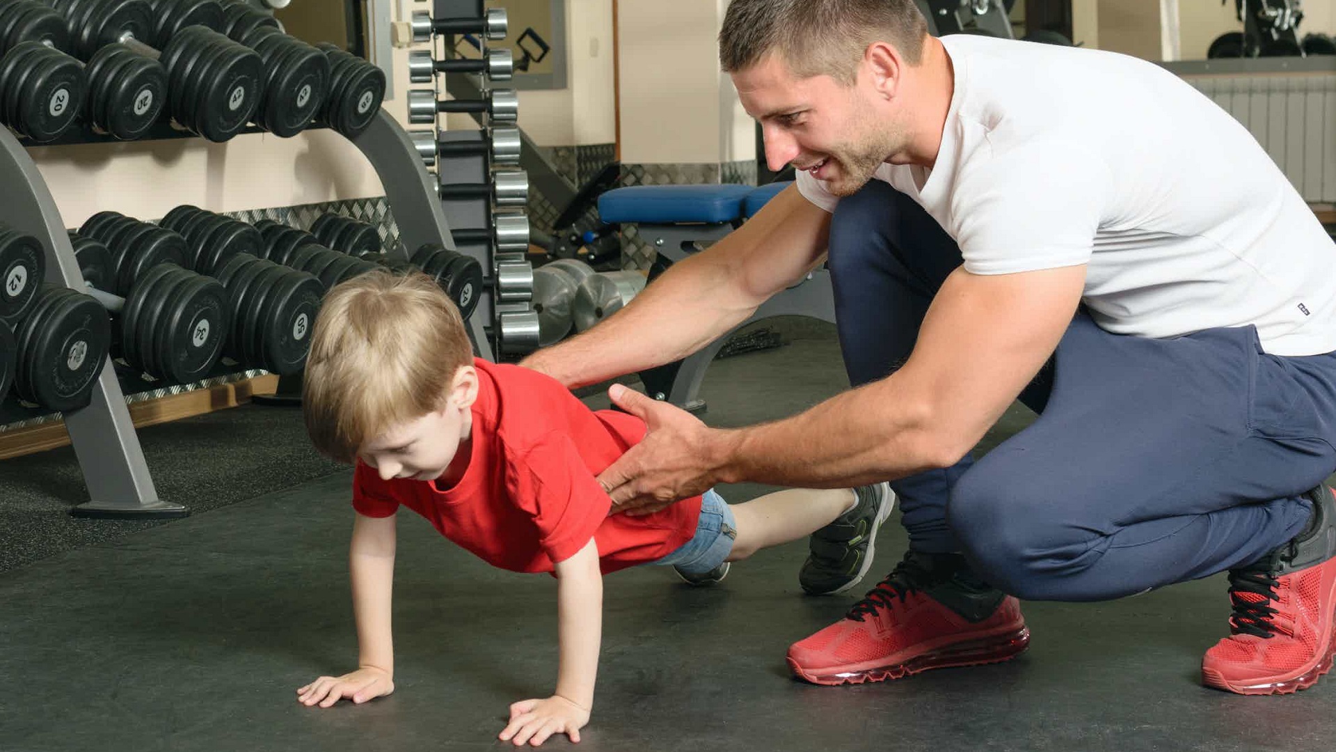 Does lifting weights stunt growth