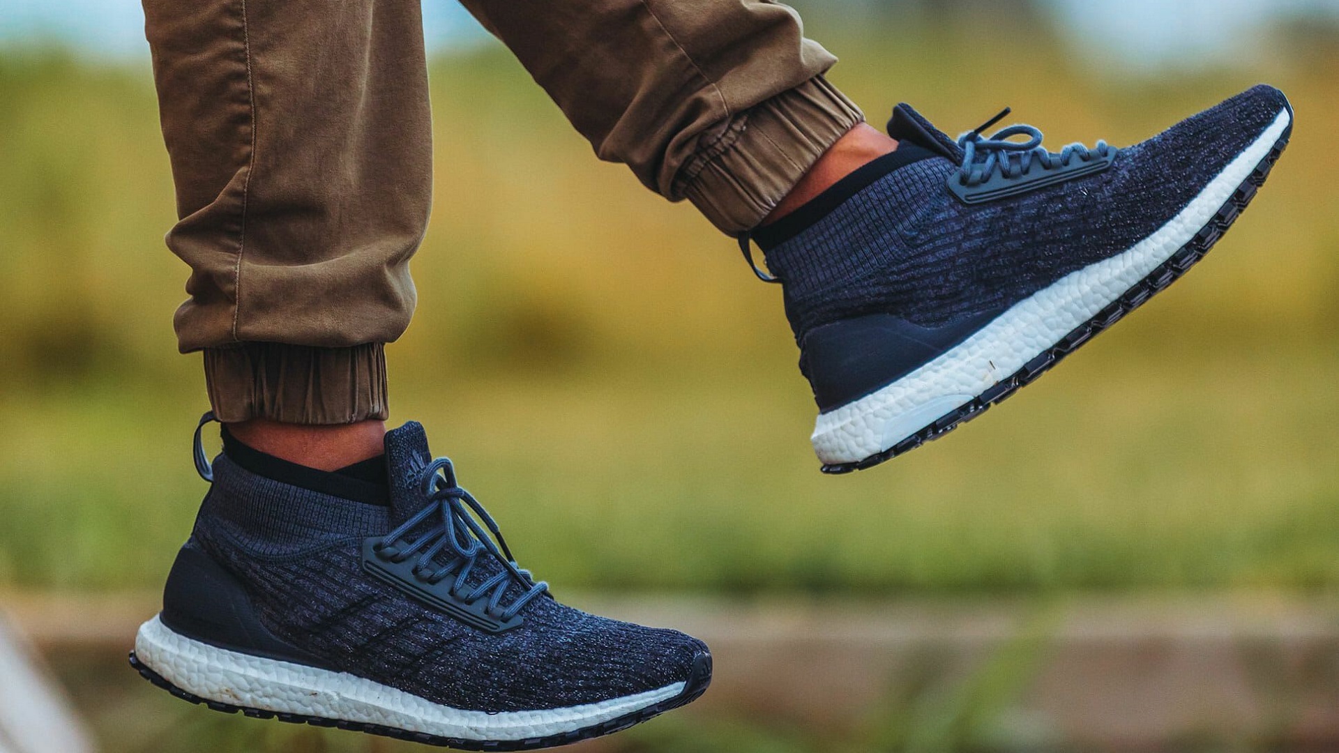 Best Men's Shoes for Walking Long Distance