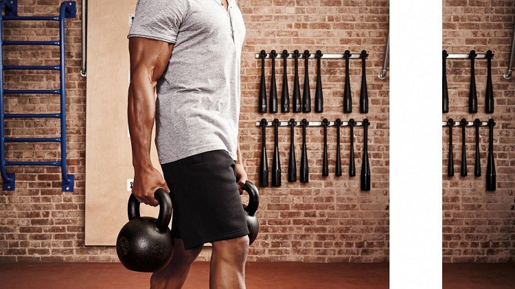 Kettlebell farmer's walk