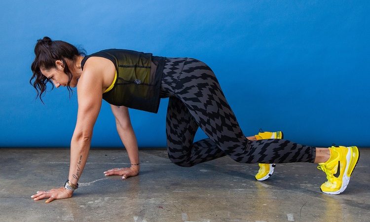 Lateral bear crawl