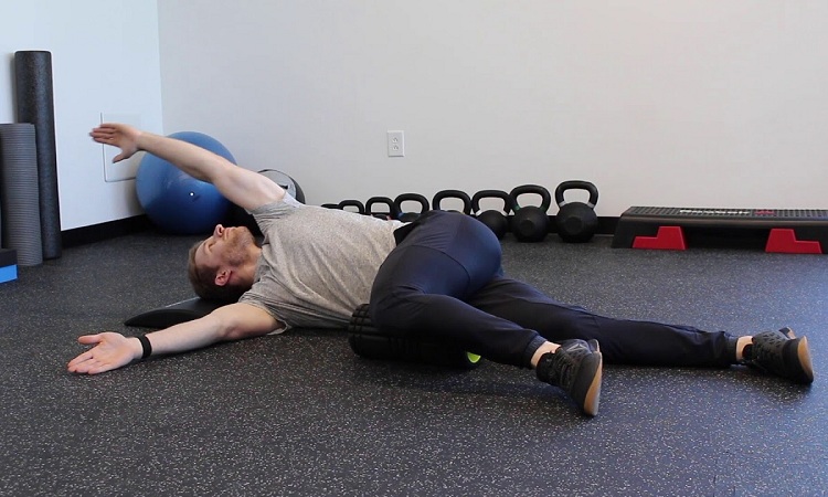 Side lying T-spine rotation