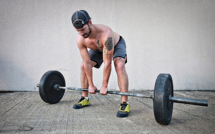 Sumo deadlift